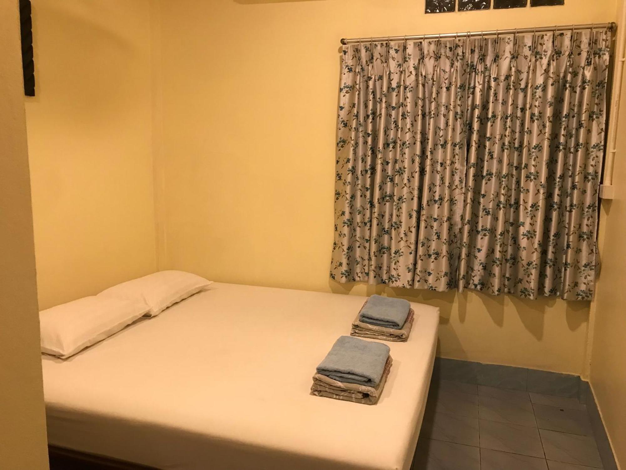 Vitoonguesthouse2Fanrooms & Aircondition سوكوتايْ المظهر الخارجي الصورة
