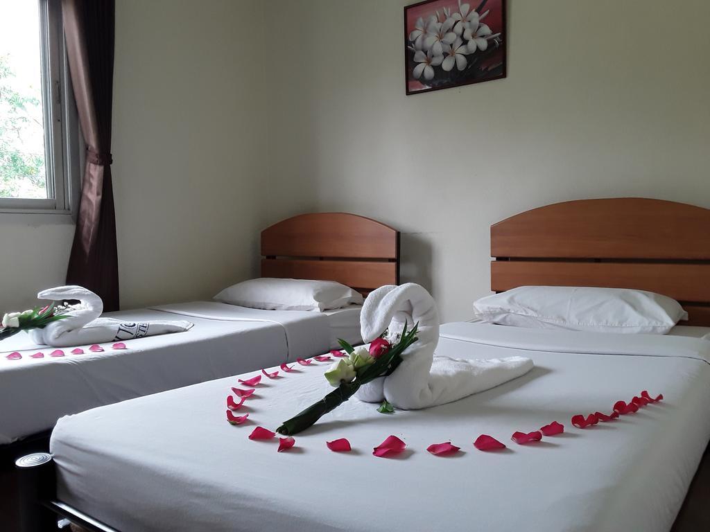 Vitoonguesthouse2Fanrooms & Aircondition سوكوتايْ المظهر الخارجي الصورة